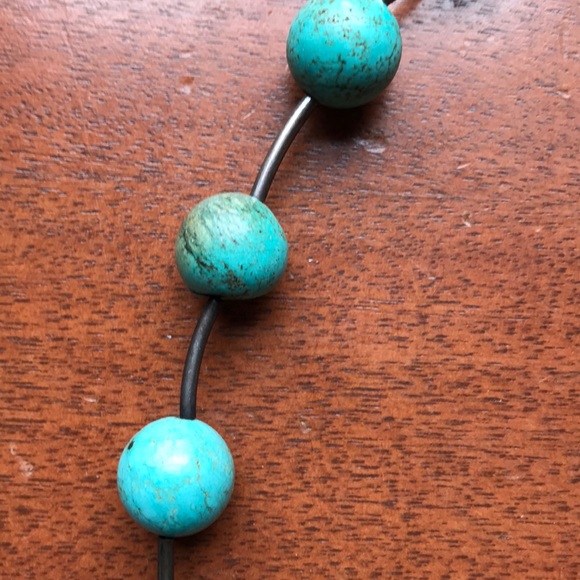 Turquoise stone necklace - Picture 4 of 5